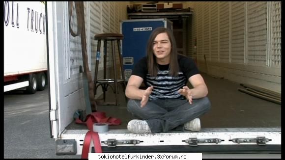 [:X]GeOrG lIsTiNg[:X] - ) hello everyone, sunteti ok ? th 4ever :) :) - ..::Tokio hotel::..