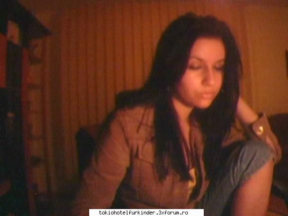 moi Diana ;)) :X - ma luase somnu :)) il visam pe Tom :D - ::...Pics with fans::...