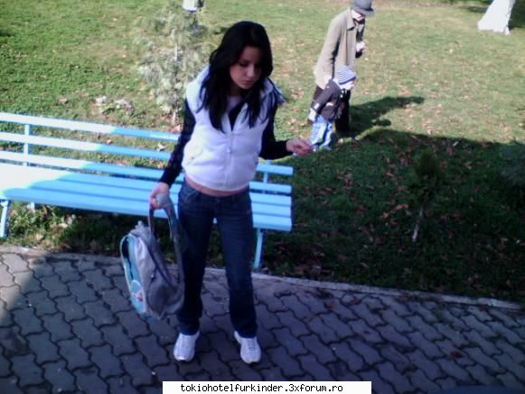 moi diana ;)) hai pun una tine <3 :x:x **PrEa SuS PeNtRu VoI**